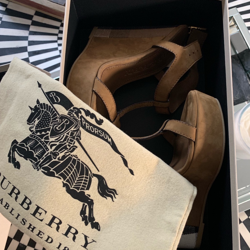 Burberry Brit Wedge Sandals Harper 39 Like New